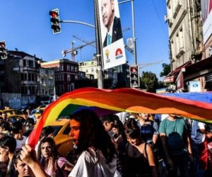 كيف فضح «المثليين» أردوغان وجنوده؟