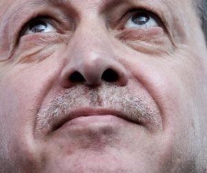  أردوغان يكفر بالديمقراطية.. مراوغة لإفساد الهزيمة التاريخية في الانتخابات