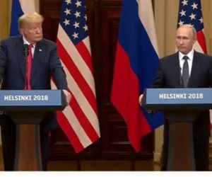 بوتين يحرج ترامب أمام واشنطن.. الرئيس الروسي يخرج من قمة "هلنسكي" منتصرا