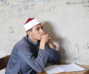 طلاب النقل الإعدادى الأزهرى يؤدون اليوم امتحاناتهم في أصول الدين والعلوم