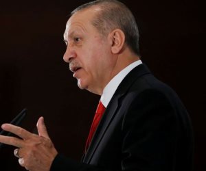 البطاطس والدواجن طعام القادرين.. كيف وضع غلاء السلع الأساسية أردوغان في ورطة؟