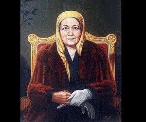 فاطمة سرّي وهدى شعراوي.. أول قضية نسب أظهرت «فصام» زعيمة المرأة المصرية