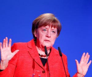 امرأة أوروبا الحديدة ترمي المنديل.. من يخلف أنجيلا ميركل في حكم ألمانيا؟
