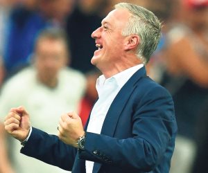 مدرب الديوك "بطل بلا ضجيج".. هل يتوجه ديشان للتدريب بدوريات الأضواء؟