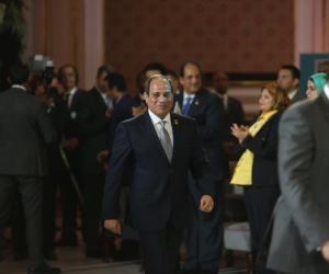 الرئيس السيسي من جامعة القاهرة: «لو رفضتم الإصلاح الاقتصادي.. هاتخرب»