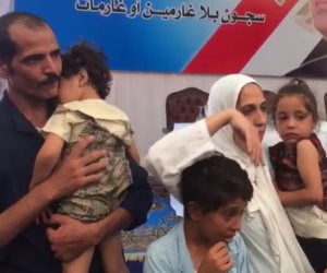 مبادرة الرئيس للإفراج عن الغارمين تعيد الإبتسامة لأب وأم لأربعة أبناء (فيديو)