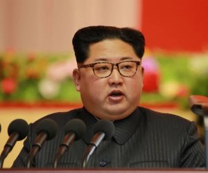 كوريا الشمالية تختبر قاذفات صواريخ.. والزعيم "كيم" يدعو إلى زيادة الترسانة النووية