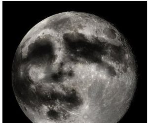 علاج الجنون و «وجه الإنسان».. تعرف على حقيقة أغرب المعتقدات المرتبطة بالقمر