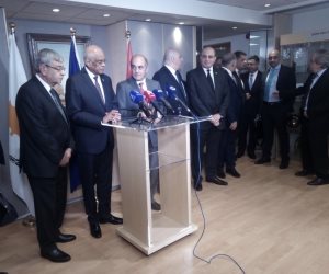القاهرة تجدد دعمها لتوحيد الجزيرة.. ماذا قال عبد العال في قبرص عن تدخلات أردوغان؟