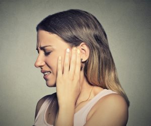 "تجنب أضرار الأذن".. كيف تحمي سمعك من الضجيج بإجراءات وقائية بسيطة؟