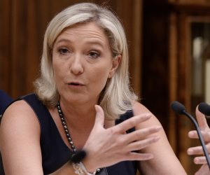 قضايا فساد تهدد المرشحة اليمينية في الانتخابات الفرنسية.. (التفاصيل)