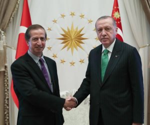 البروفسور المصري والذكاء الاصطناعي.. «أردوغان» و«شو» إعلامى جديد