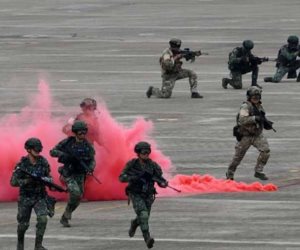 تدريبات عسكرية ضد هجوم وهمي.. ماذا يحدث في تايوان؟