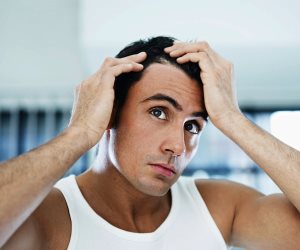 ما هي أسباب تساقط الشعر أثناء اتباع نظام غذائى لإنقاص الوزن وكيفية تجنبه؟