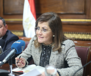 وزير التخطيط العراقي يتحدث عن استلهام التجربة المصرية لتحقيق الاستقرار في بلاده 