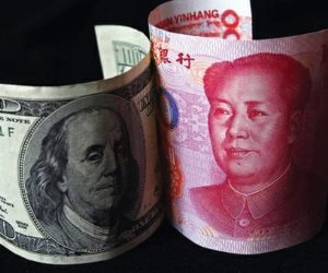 الحرب التجارية مع الصين تضغط على الدولار الأمريكي.. وهذه النتائج