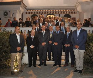 سفير مصر في بلجراد يستضيف اجتماعاً لمحافظ البحر الأحمر مع الجالية المصرية في صربيا