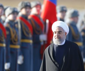 المساعي الإيرانية للهروب من العقوبات الأمريكية الثانية.. المقاضية وتبادل البضائع حلا