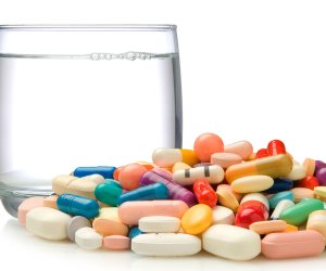 نصائح مهمة حول الاستخدام الآمن والأمثل للأدوية.. تكشفها «هيئة الدواء»