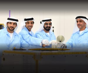 إطلاق «خليفة سات».. غدًا الإمارات على موعد مع غزو الفضاء بيد شبابها