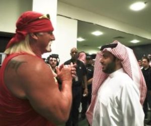حضور  جماهيرى كبير لعرض المصارعة "كروان جول" بالمملكة العربية السعودية