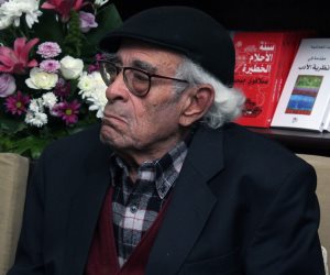في ذكرى رحيله الثالثة.. إدوار الخراط: الروائي كبير القامة
