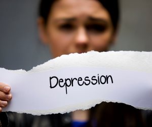 لو ابنك المراهق مكتئب.. 6 علاجات بديلة تساعده على تحسن حالته المزاجية