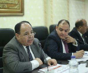 الأرقام لا تكذب ولا تتجمل.. توقعات مؤشرات أداء الاقتصاد المصري في 2022 (انفوجراف)