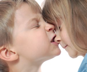 5 نصائح للتعامل مع طفلك «الشقي»