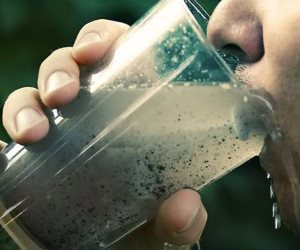 كيف تعرف أنك لا تشرب الكمية الكافية من الماء؟