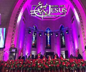 في احتفال عيد الميلاد.. الطائفة الإنجيلية تشكر السيسي على تقنين 85 كنيسة وبيت مؤتمرات (صور)