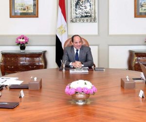 الرئيس السيسي يجتمع مع رئيس الوزراء ووزير الكهرباء