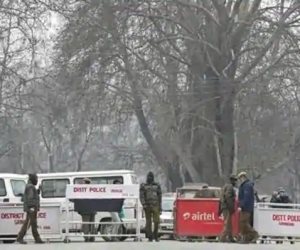 مصرع 16 شخصا جراء سقوط حافلة من طريق جبلى في الهند