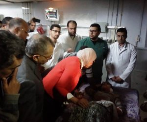 وزيرة الصحة تتفقد مصابي حادث الدرب الأحمر الإرهابي بـ«الحسين الجامعي»