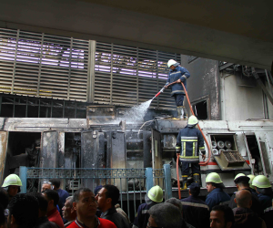 أول فيديو للحظة احتراق قطار حادث محطة مصر