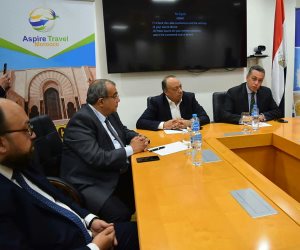 خبراء ودبلوماسيون يبحثون بالقاهرة سبل تنشيط الحركة السياحية بين مصر والمغرب (صور) 