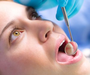 أسباب وطرق علاج تسوس الأسنان