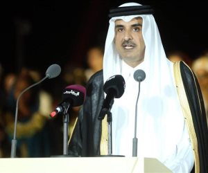 «سقوط قناع الحمدين».. باحث أمريكي يصف قطر بـ«ذات الوجهين» 