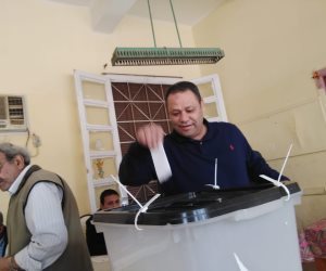 ضياء السيد يشارك فى الاستفتاء على التعديلات الدستورية