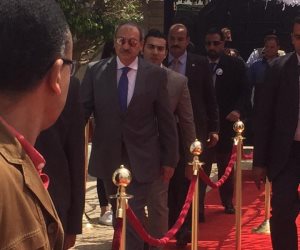 النائب العام يدلى بصوته في الاستفتاء على التعديلات الدستورية