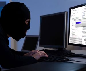 «الحجب» أبرز الأدوات.. كيف تصدى القانون لجريمة نشر الشائعات إلكترونيا؟