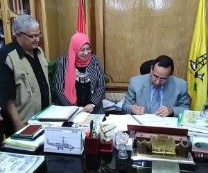 محافظ شمال سيناء يعتمد نتيجة الشهادة الاعدادية بنسبة نجاح 81.3% (صور وفيديو)