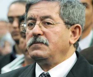 الحبس المؤقت لرئيس الوزراء الجزائري أحمد أويحيى