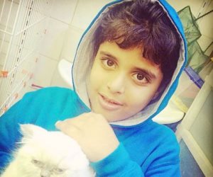 الطفل لم يسلم من عدالة قطر الناقصة.. أم تطالب باستعادة ولدها الغائب منذ 4 سنوات (فيديو)