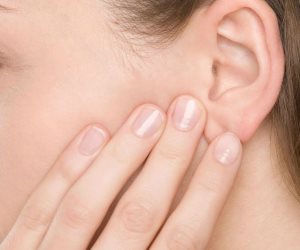 تعرف على فوائد ثقب الأذن أو الأنف