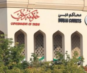 محكمة إماراتية تحاكم سائق أسيوي هدد مخدومته بفيديوهات «فاضحة» لبناتها