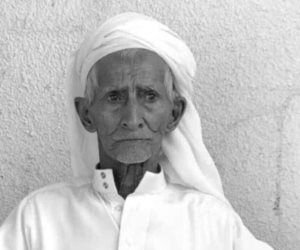 أسرة سعودية تسطر أجمل معاني الوفاء وتقيم عزاء لـ «يمني» عمل معها 50 عاما
