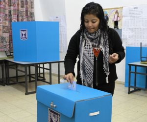 للمرة الثانية خلال 5 شهور.. انتخابات الكنيست الإسرائيلية تحتدم بين نتنياهو وجانتس