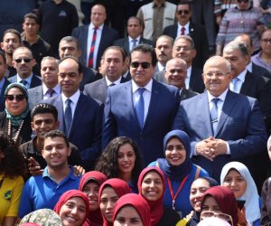 وزير التعليم العالي يشارك فى افتتاح العام الجامعى الجديد بجامعة القاهرة 