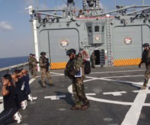 البحرية المصرية والفرنسية تنفذان تدريبًا بحرياً عابرًا فى البحر المتوسط